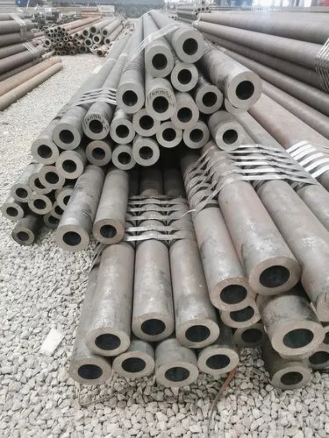 新建15CrMoG合金无缝钢管